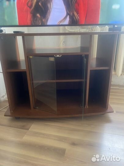 Тумба под тв