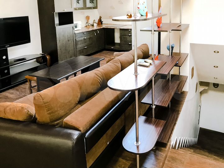 2-к. квартира, 64 м², 4/4 эт.