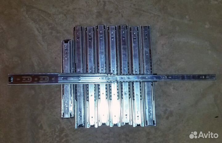 Роликовые направляющие для ящиков