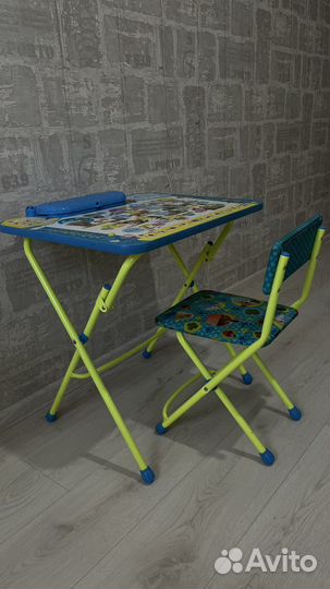 Детский стол и стул