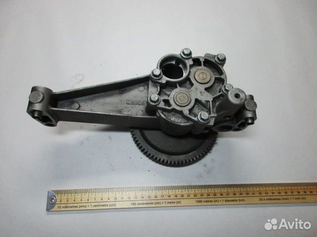 Насос масляный Scania 4 series