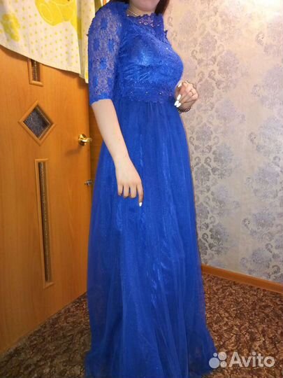 Вечернее платье