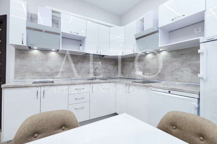 5-к. апартаменты, 85,5 м², 1/17 эт.