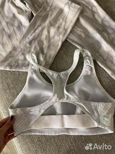 Костюм для фитнеса женский