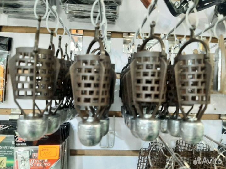 Кормушка фидерная