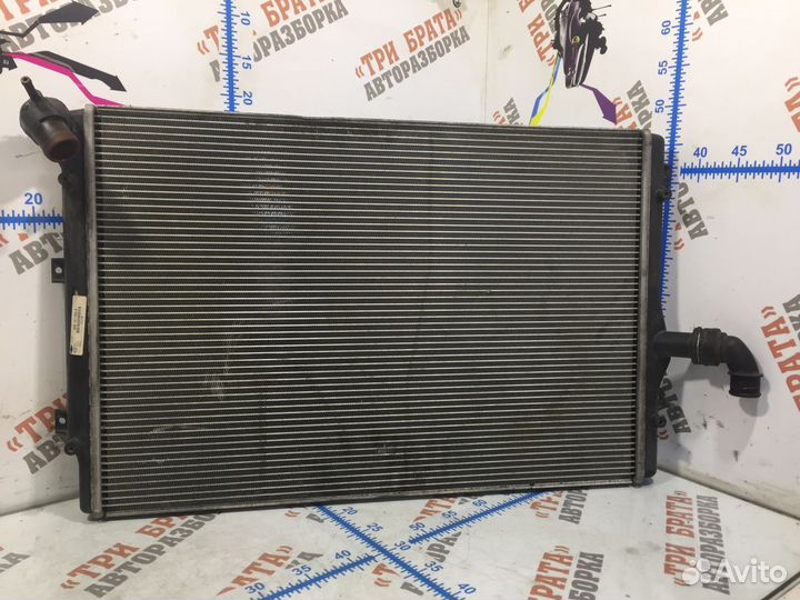 Фольксваген Пассат Радиатор охлаждающей жидкости