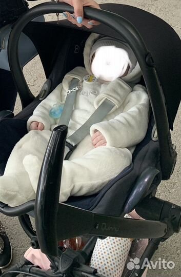 Коляска 2 в 1 с автолюлькой