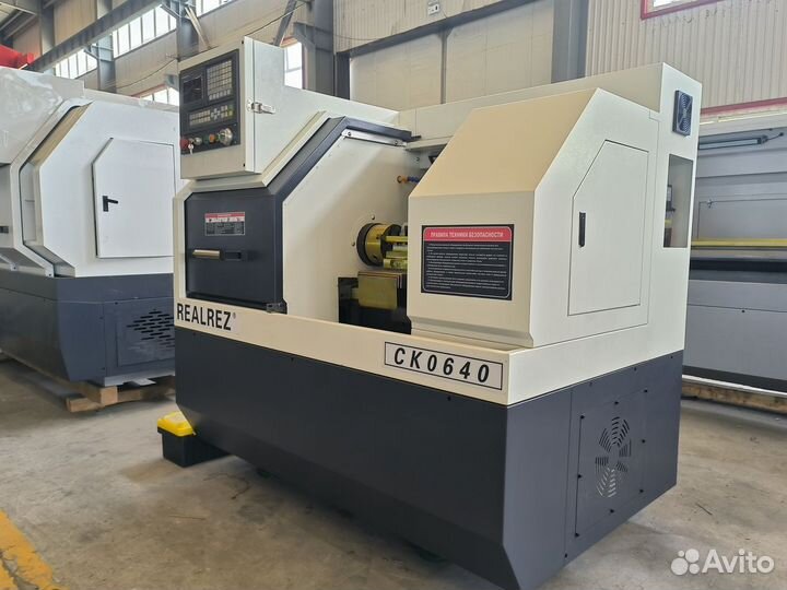 Токарный станок с чпу