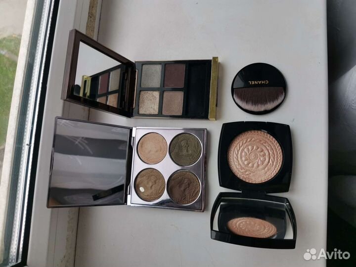 Tom Ford тени/Chanel-хайлайтер/Chantecaille тени