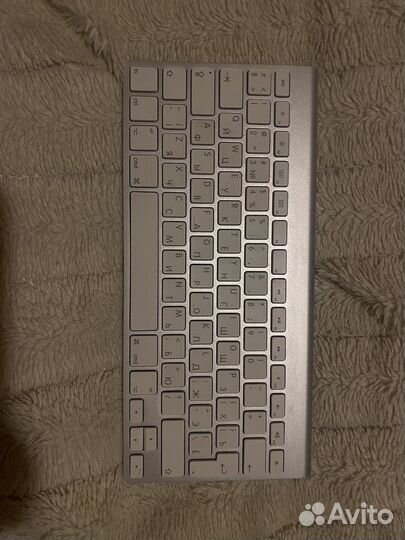 Клавиатура Apple