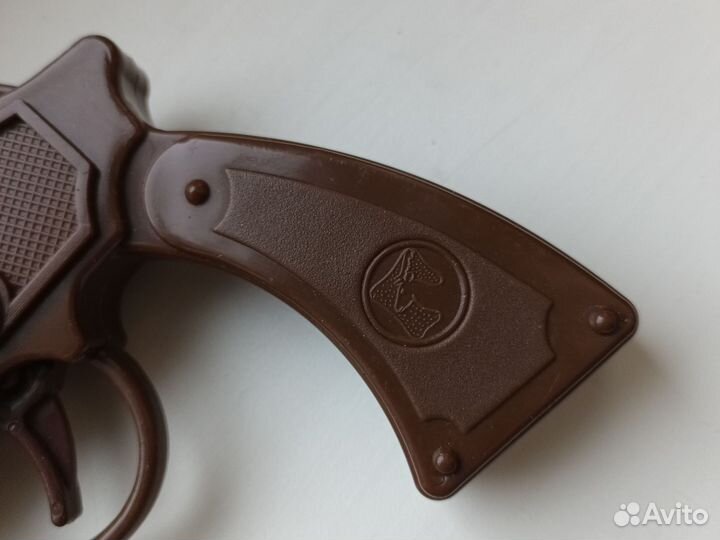 Игрушки СССР пистолет лось наган