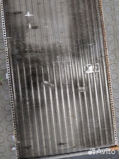 Радиатор охлаждения двигателя Audi 80 (B4)