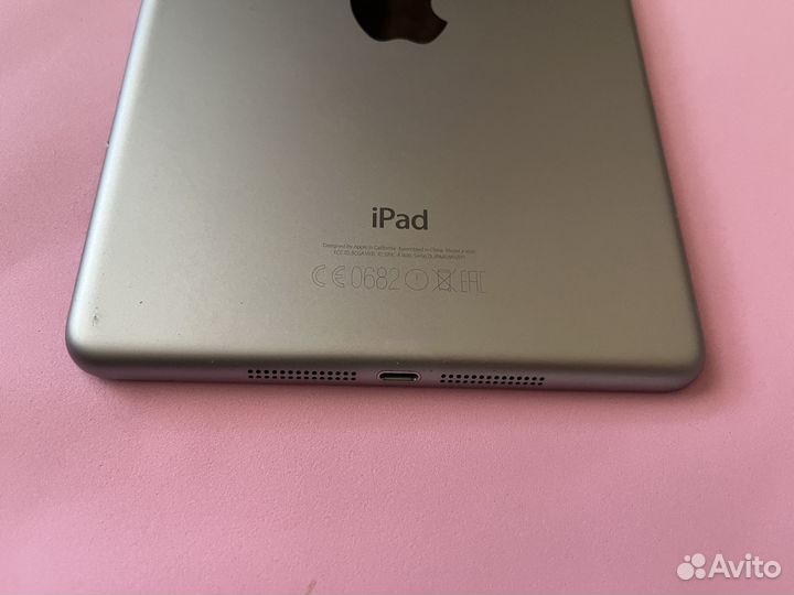 iPad - чёрный (mini)