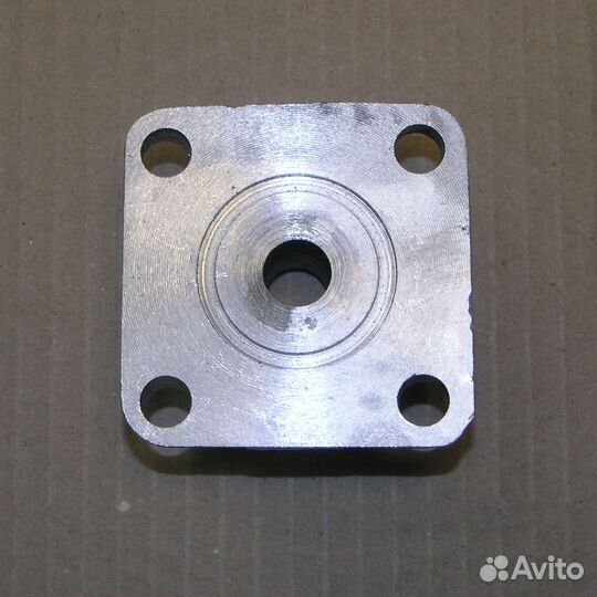 Штуцер нш-50 с резьбой М27*1,5