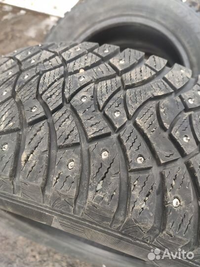 Dunlop SP Winter Ice 03 215/60 R16 99T