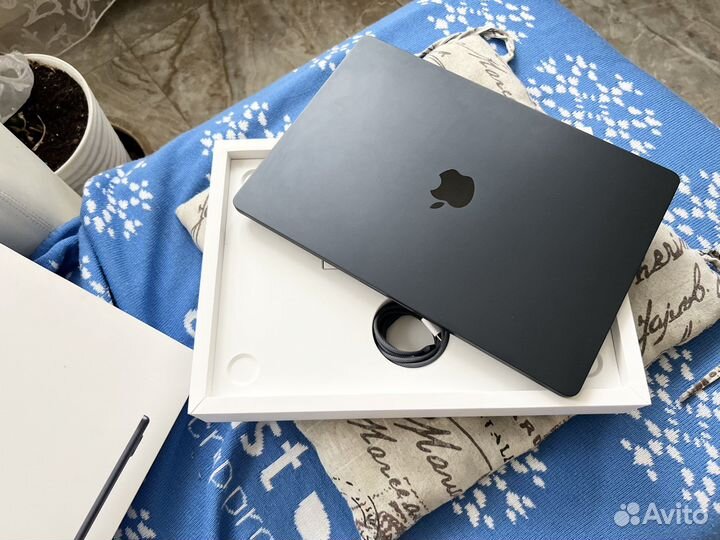 Macbook Air 13 M2 5 Цикла Идеал Гарантия