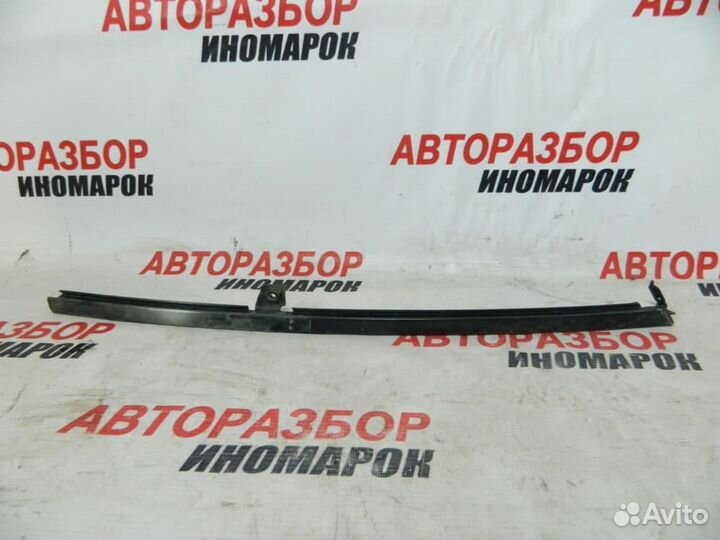 Направляющая стекла двери для Mitsubishi Lancer IX