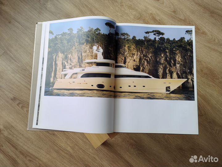 Каталог яхт Custom Line