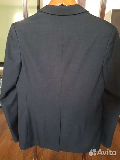 Школьный пиджак с брюками и рубашка