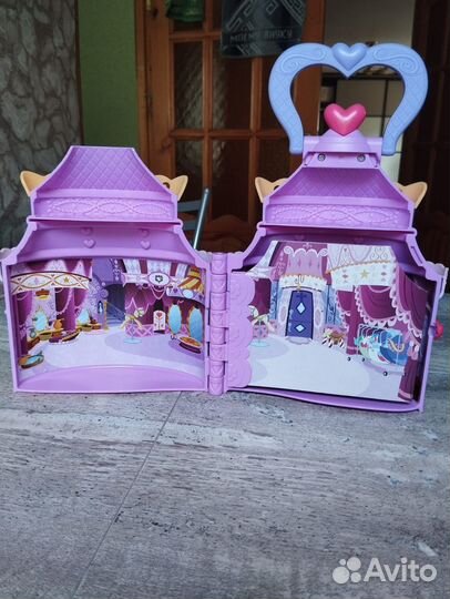 Кукольный домик