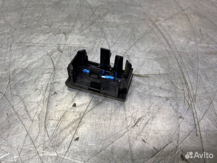 Заглушка Volkswagen Passat B5 1996-2000