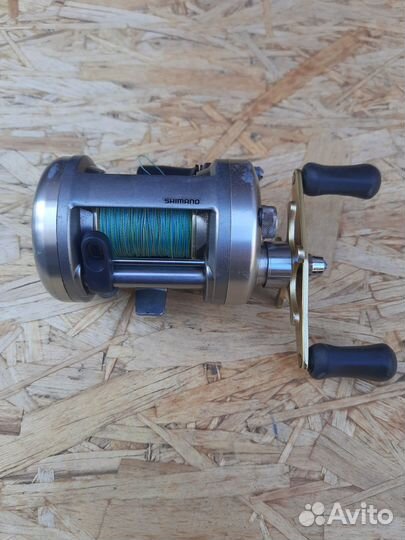 Мультипликаторная катушка shimano cardiff 401a