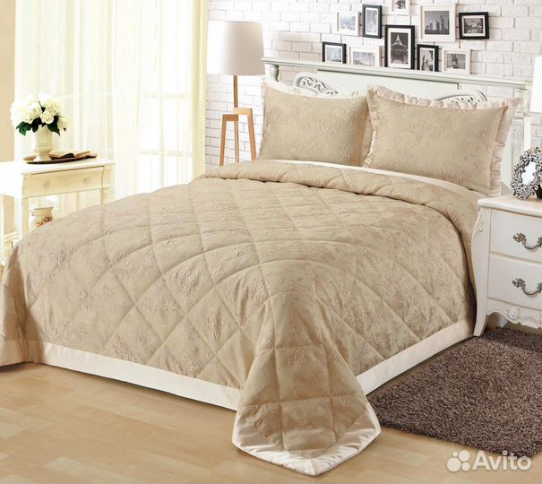 Покрывало и наволочки комплект Софи де Марко