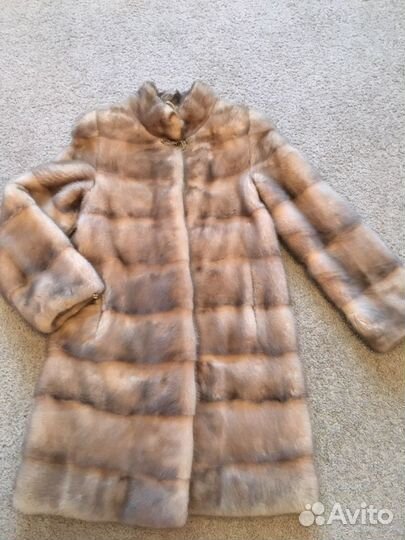 Продам норковую шубу