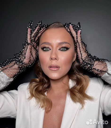 Макияж и прическа