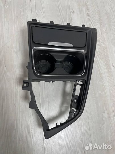 Накладка на центральную консоль bmw F30