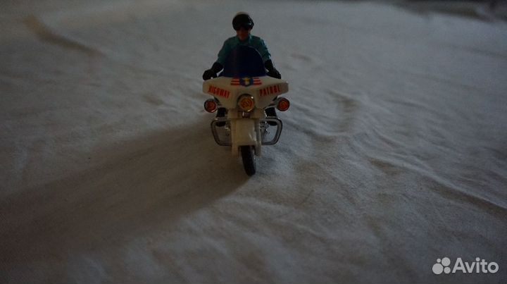 Мотоциклист, детская игрушка инерционная