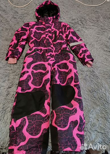 Зимний комбинезон для девочки