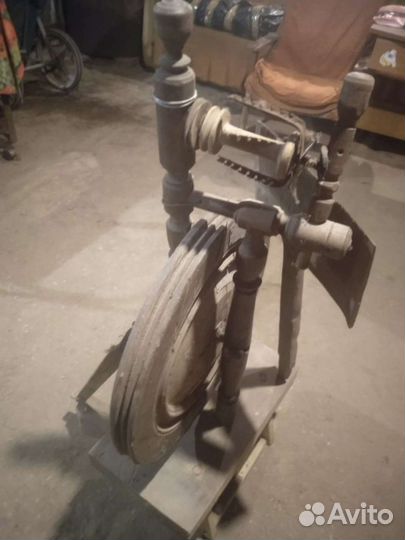 Прялка старинная