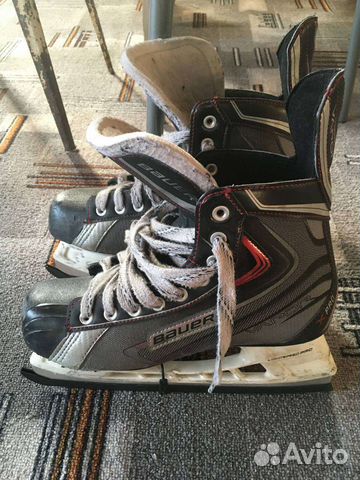 Хоккейные коньки бауэр