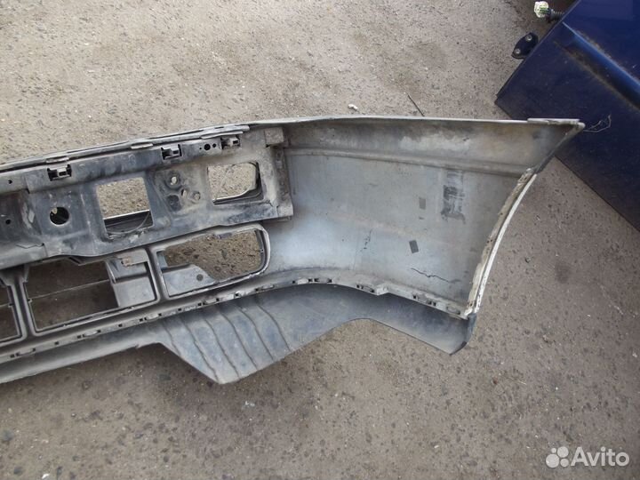 Бампер передний VW passat B4 (1994-1997) в сборе