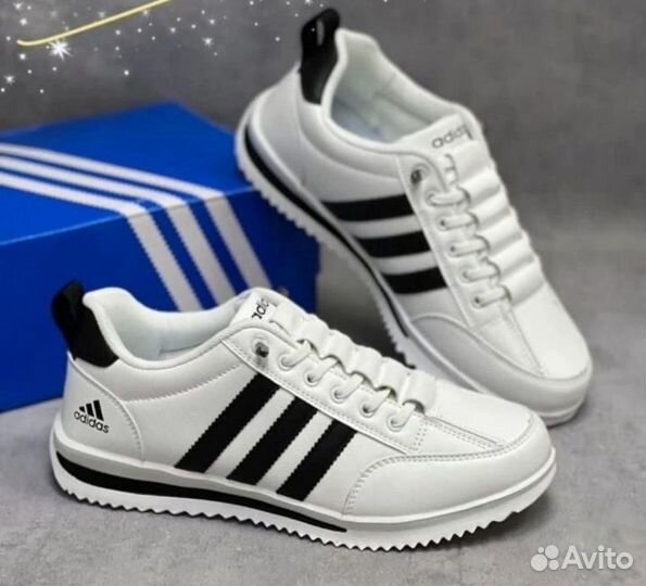 Кроссовки adidas 43