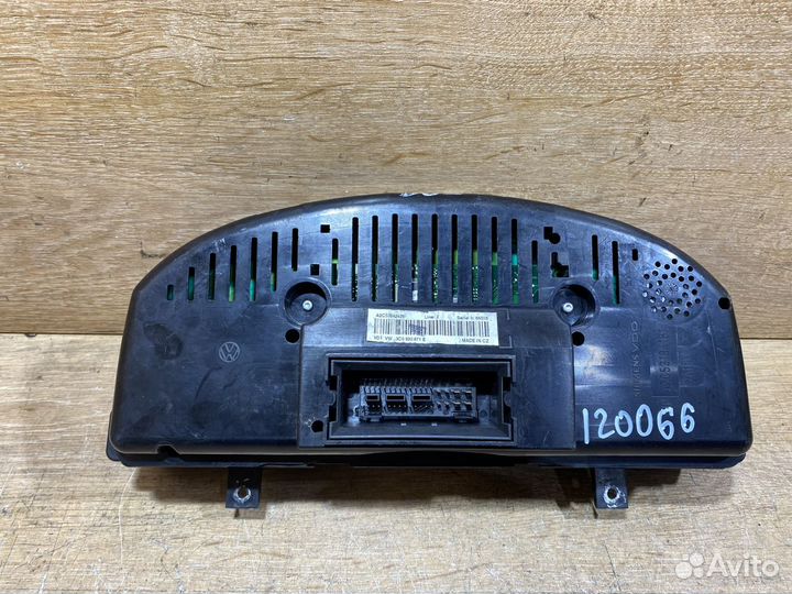 Панель приборов Volkswagen Passat B6 дизель 112066