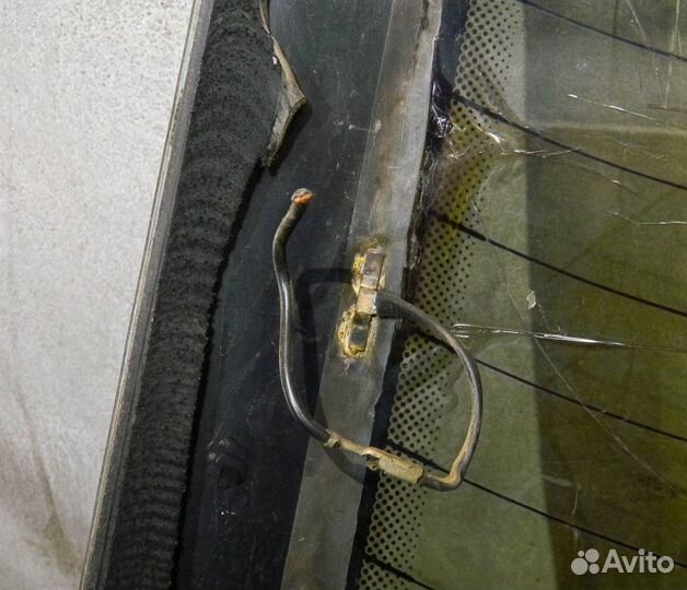 Стекло заднее Ford Mondeo 2 седан