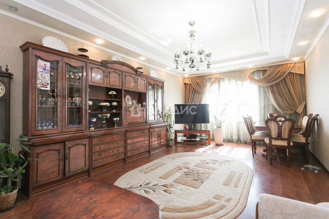 4-к. квартира, 107,9 м², 7/10 эт.