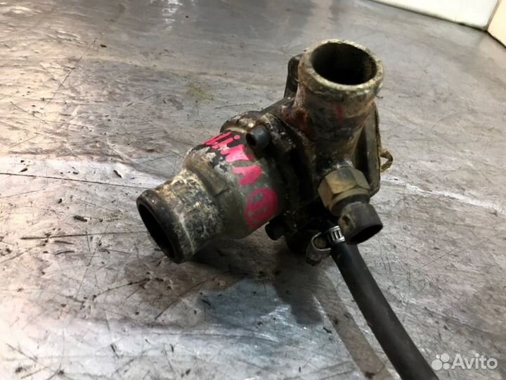 Корпус термостата Лада Калина 1 седан 11194 2007