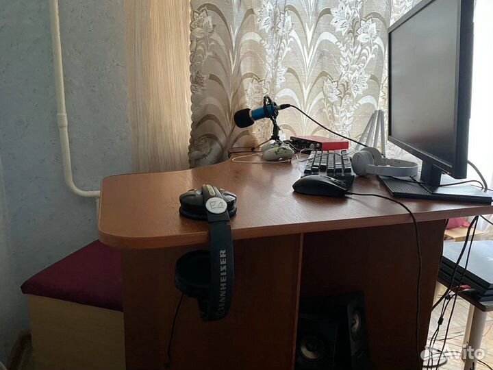 Компьютерный стол бу