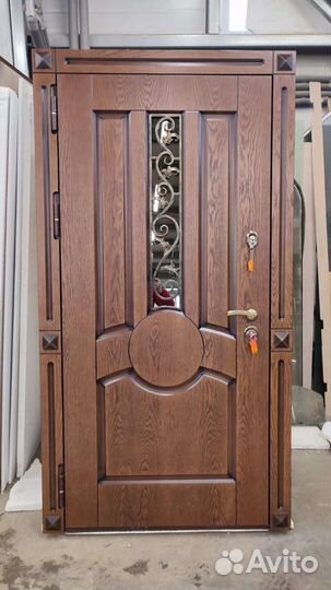 Дверь входная металлическая уличная в дом