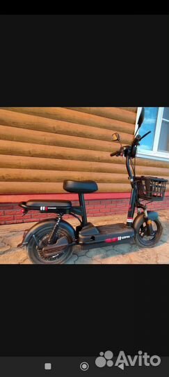 Электроскутер Wanmi Ecuador 12AH