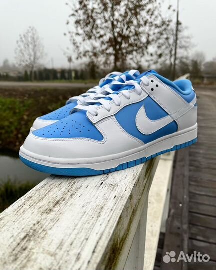 Nike dunk LOW reverse UNC