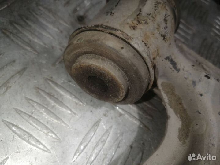 Рычаг передний правый Fiat Punto 3