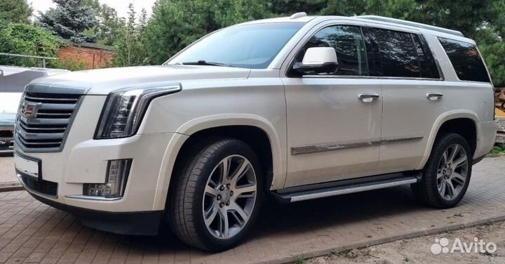Пороги на Cadillac Escalade Safari silver series
