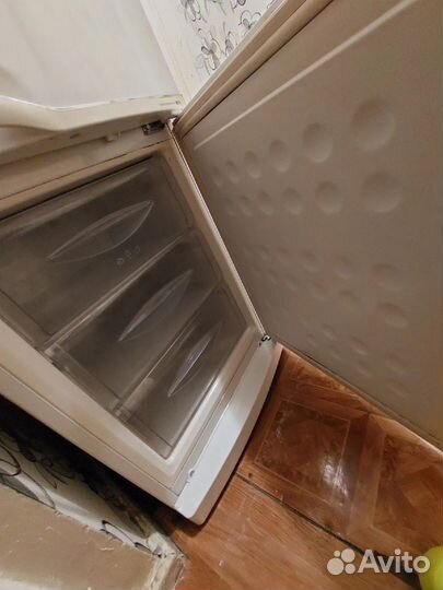 Холодильник двухкамерный LG