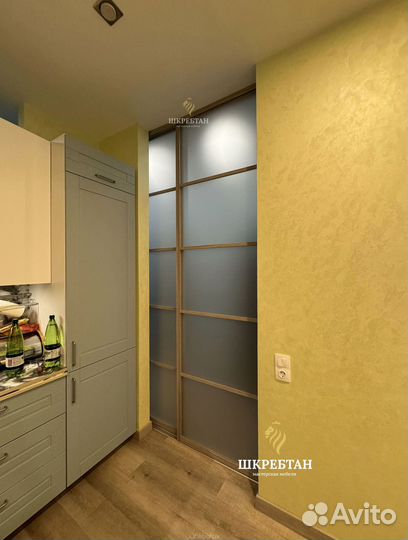 Перегородка стеклянная раздвижная