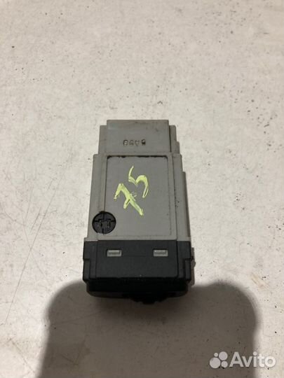 Кнопка корректора фар Mitsubishi Lancer 9 седан