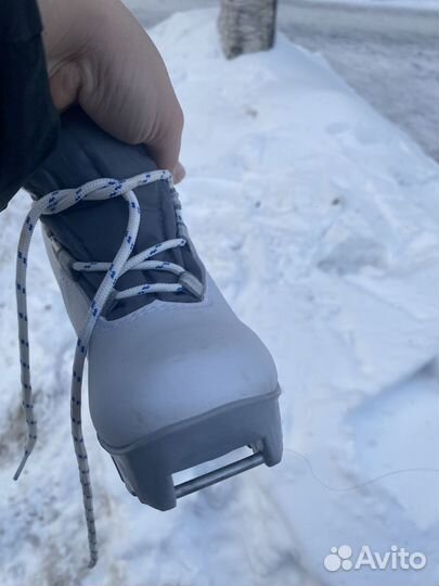 Лыжные ботинки детские 28-30